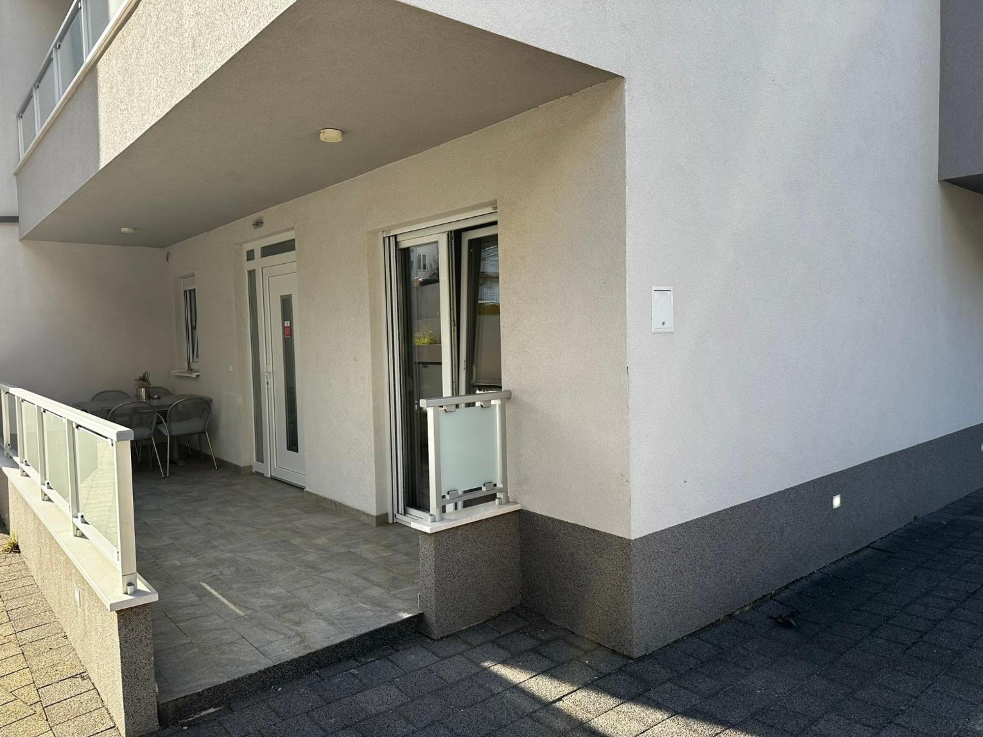 Apartments Danica Проманья Экстерьер фото