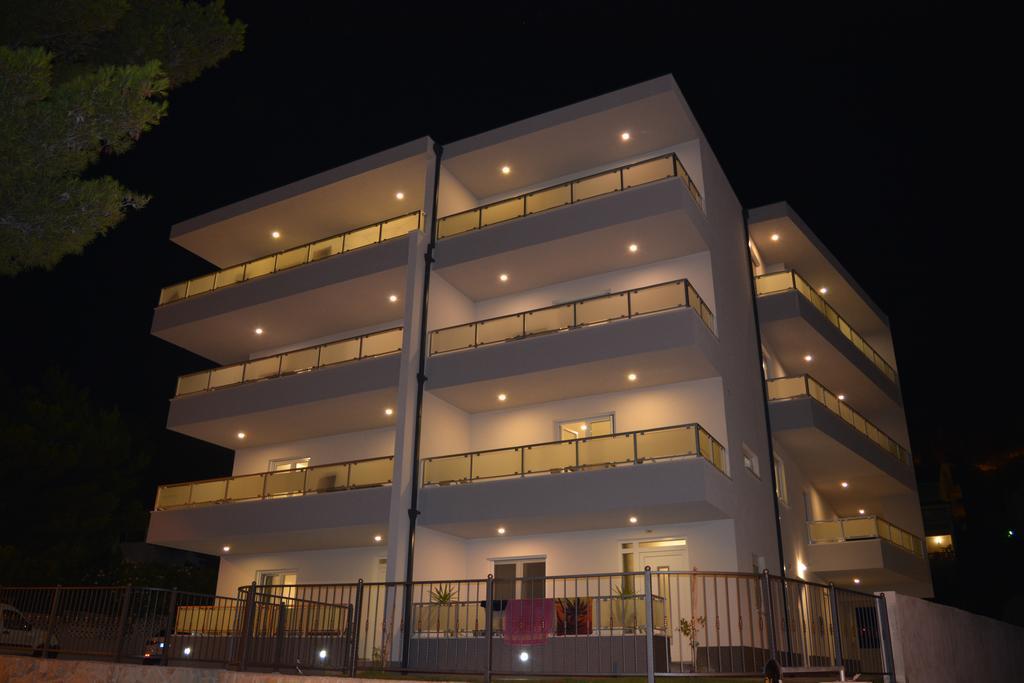 Apartments Danica Проманья Экстерьер фото